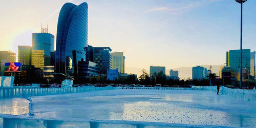 Сүхбаатарын талбайн мөсөн хотхоныг маргааш нээнэ
